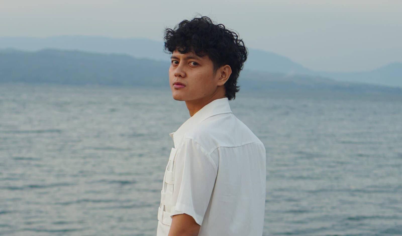 Cinta yang Tak Sekadar Kata: Stevan Pasaribu Hadirkan "Beri Aku Kesempatan" dengan Emosi yang Lebih Matang