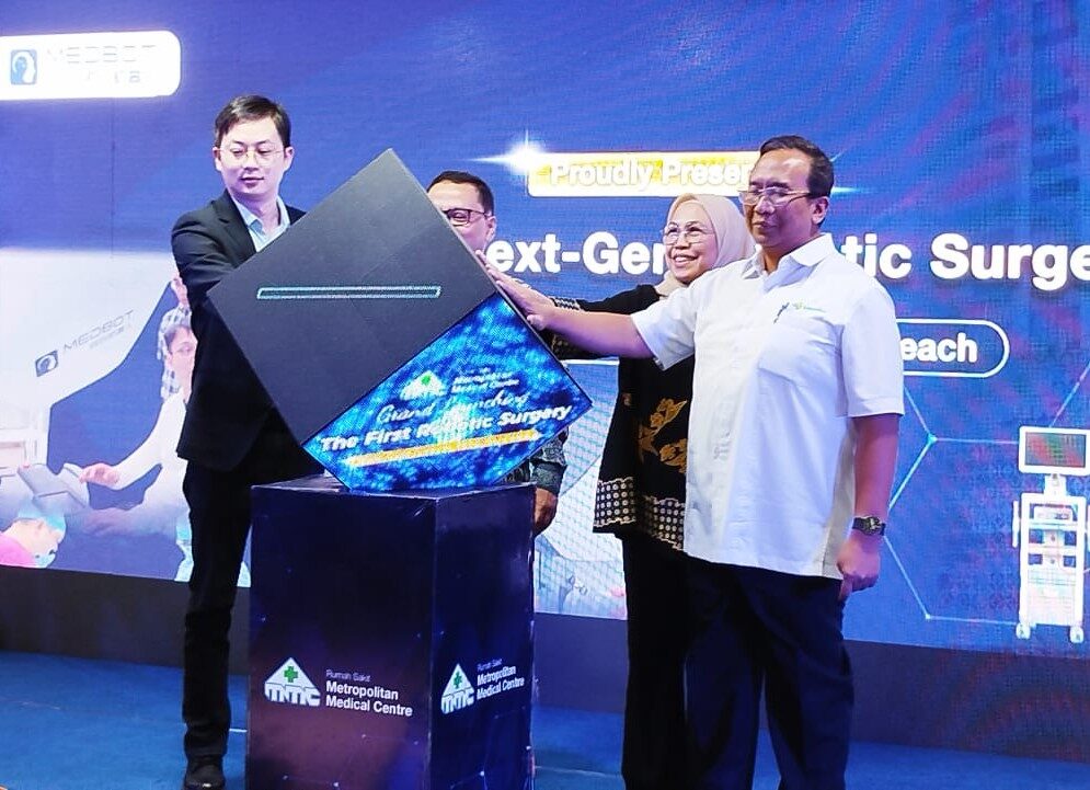Operasi Presisi Minim Nyeri, RS MMC Hadirkan Bedah Robotik Generasi Terbaru