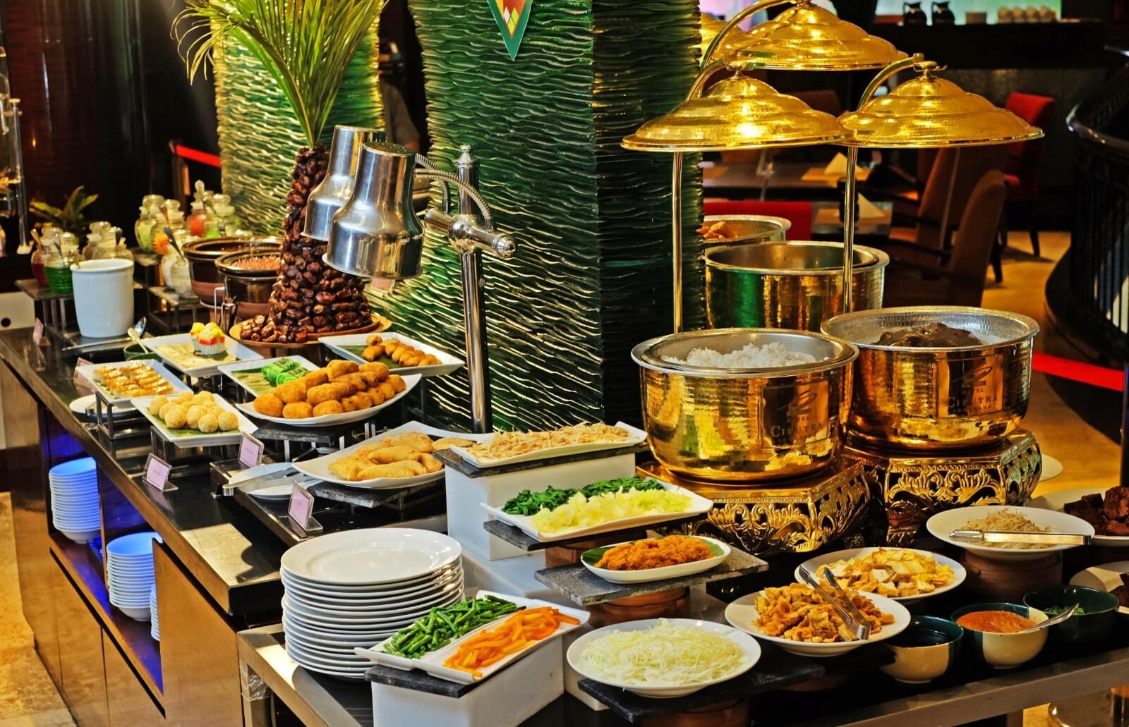 Ramadan Penuh Kehangatan di Hotel Ciputra Semarang, Urbie’s! Nikmati Buka Puasa Berkah hingga Hampers Eksklusif