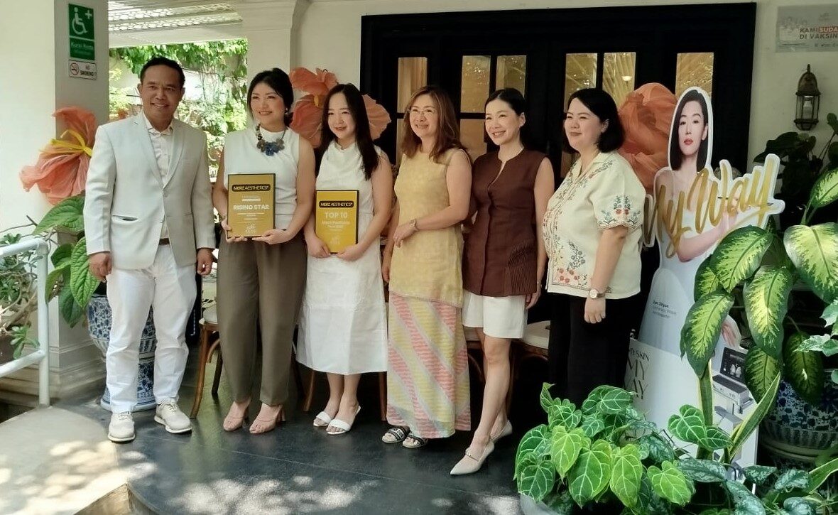 Merayakan momen International Mother’s Day, Jade Aesthetic Clinic menghadirkan sebuah perayaan kecantikan yang bermakna melalui kisah inspiratif ibu dan anak, Michimomo dan sang Ibu, dalam pengalaman perawatan Ultherapy PRIME dengan mengusung konsep “Timeless Beauty: A Mother-Daughter Story”. (Foto: Urbanvibes/R Indriani)