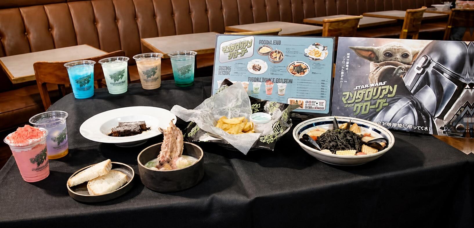 Star Wars Vibes! Kafe The Mandalorian di Shibuya Tawarkan Menu Blue Milk dan Seafood Hitam