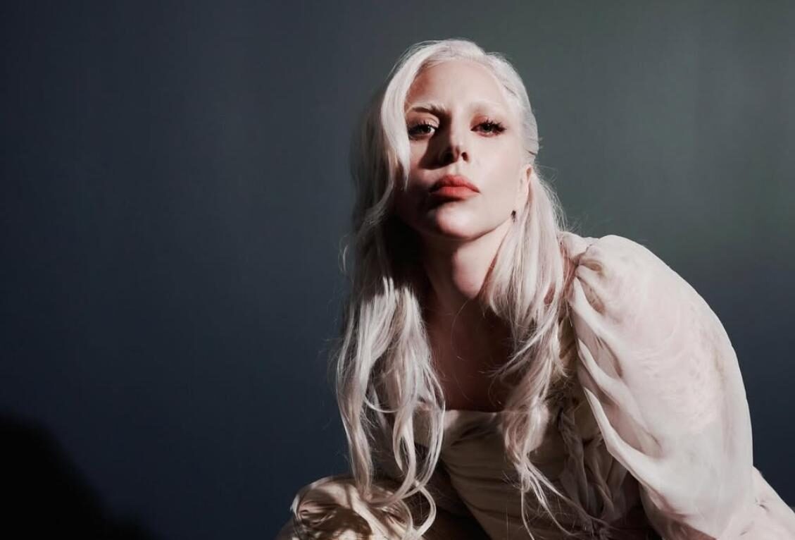 Dari Telepon Meryl Streep ke Panggung Milan, Begini Fakta Menarik Cameo Lady Gaga di “The Devil Wears Prada 2”