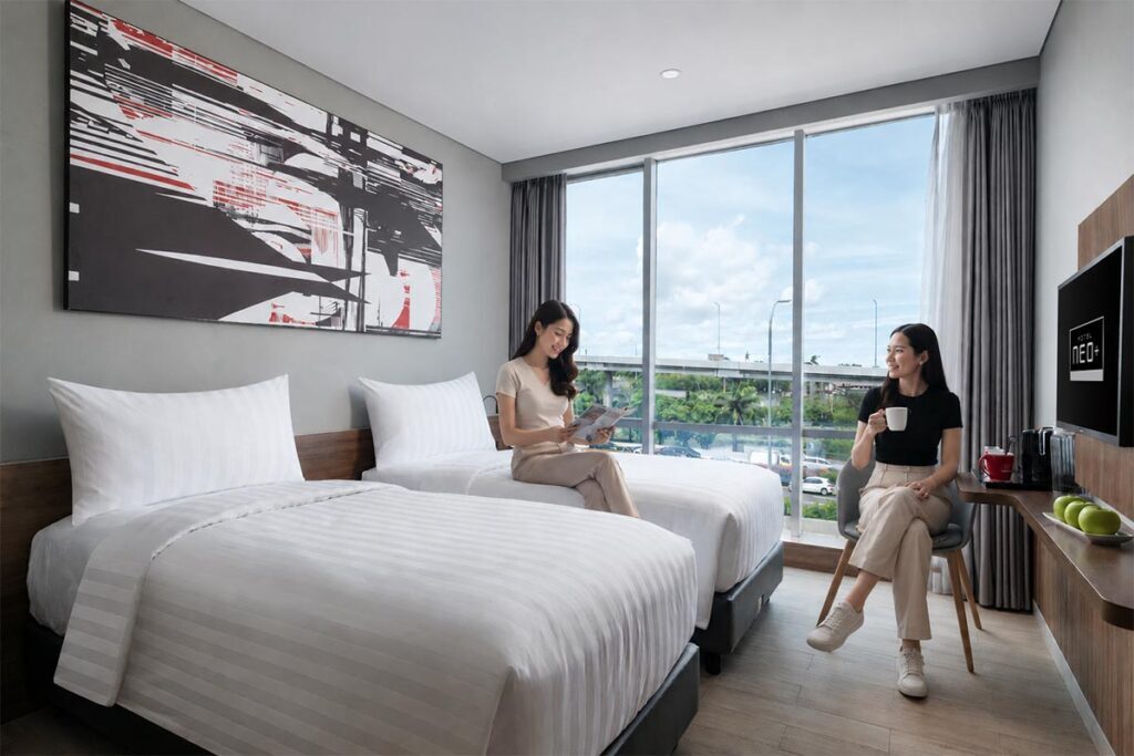 Superior City View Room at Hotel Neo+ Airport - Jakarta