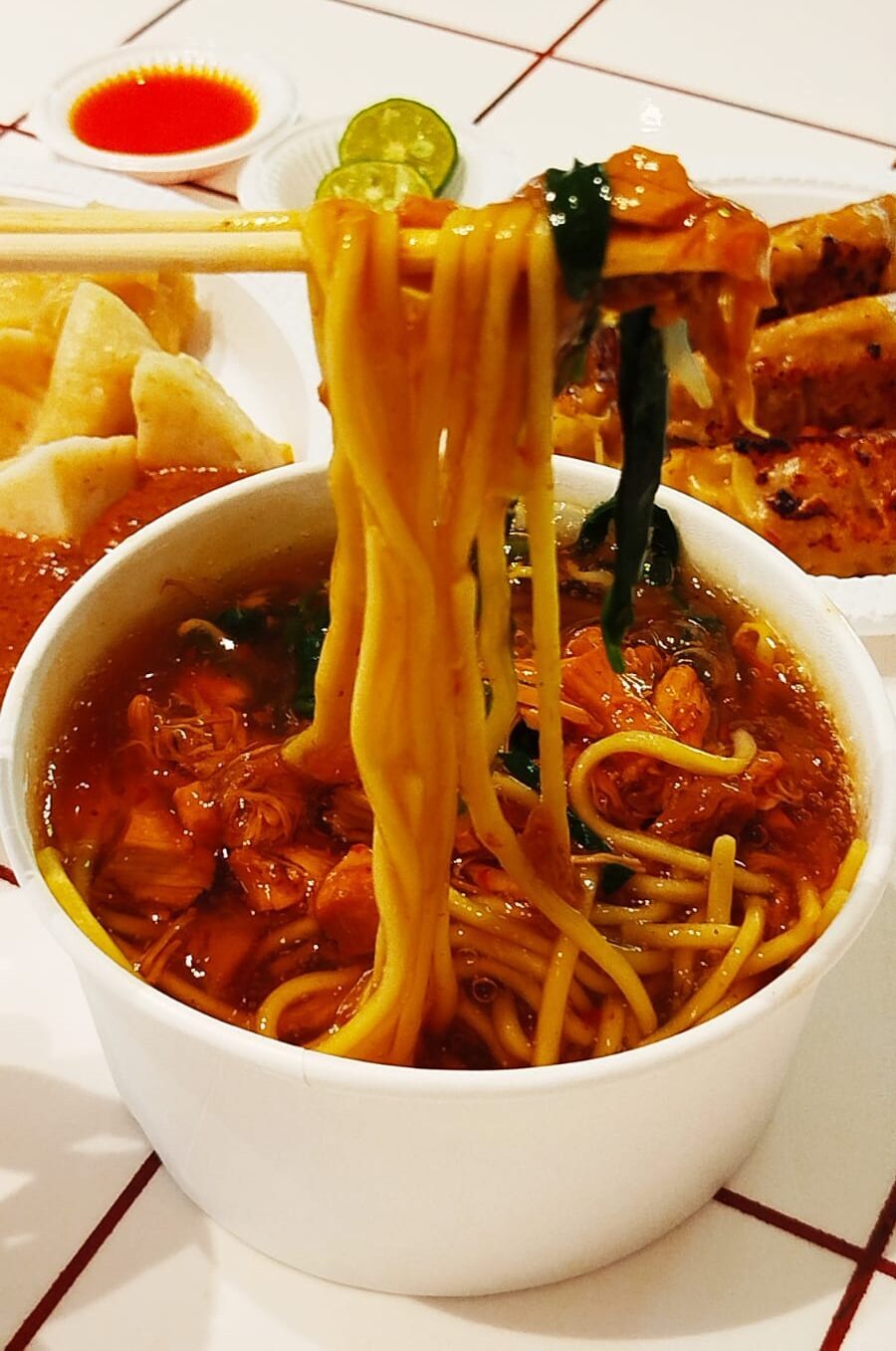 Lezatnya Mie Kangkung. (Foto: Urbanvibes/R Indriani)